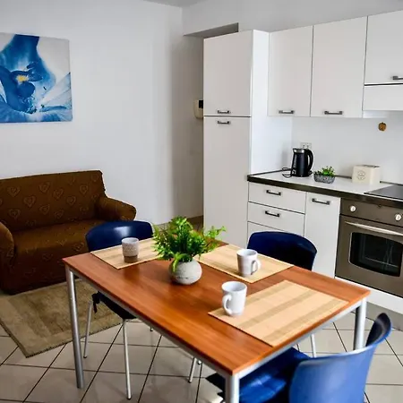 Forever Sunrise: Apt In Centro Alba  Extérieur photo