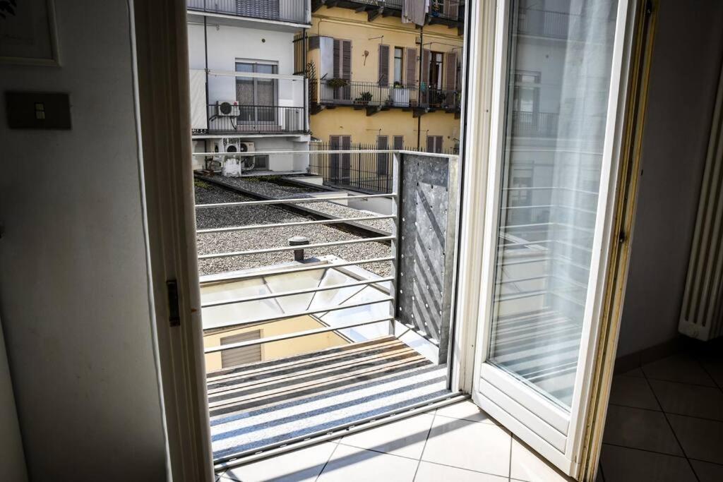 Forever Sunrise: In Centro Apartment *
